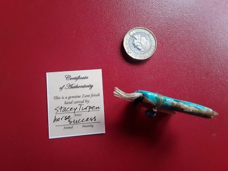 Turquoise Zuni Horse with arrow and feather 3
