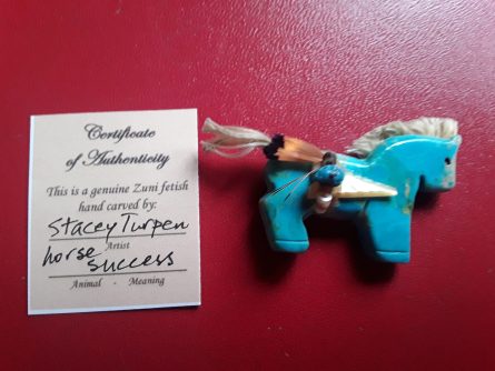 Turquoise Zuni Horse with arrow and feather 4