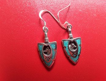 Wolf inset in arrow earrings 3